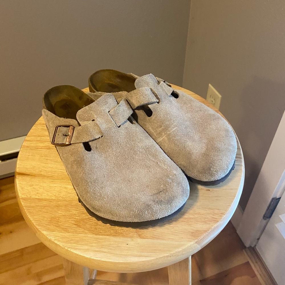 Suede Birkenstock Boston Clog
